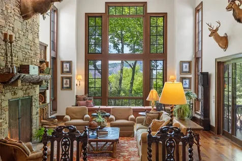 2141 Upper Divide Road Highlands NC 28741