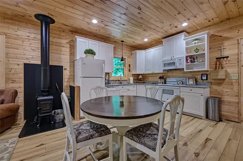 4017 Canada Road Tuckasegee NC 28783