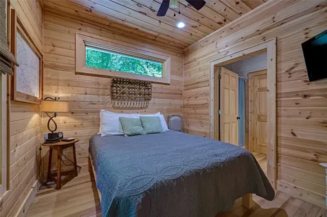 4017 Canada Road Tuckasegee NC 28783