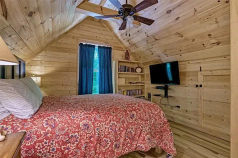 4017 Canada Road Tuckasegee NC 28783