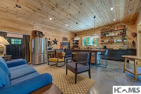 4017 Canada Road Tuckasegee NC 28783