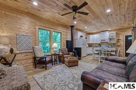 4017 Canada Road Tuckasegee NC 28783