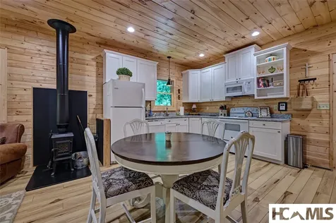 4017 Canada Road Tuckasegee NC 28783