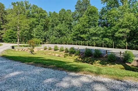 4017 Canada Road Tuckasegee NC 28783