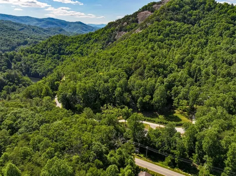 4017 Canada Road Tuckasegee NC 28783