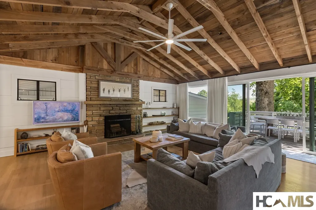 146 Satulah Road Highlands NC 28741