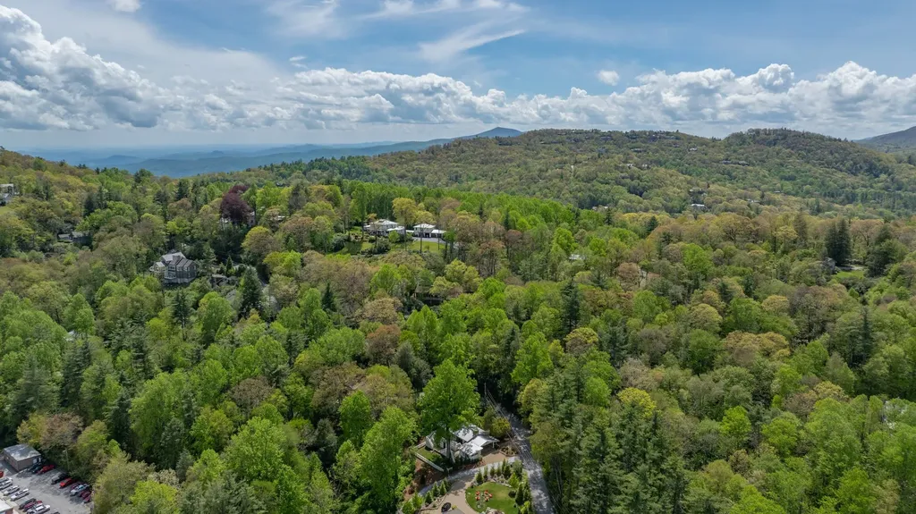 146 Satulah Road Highlands NC 28741