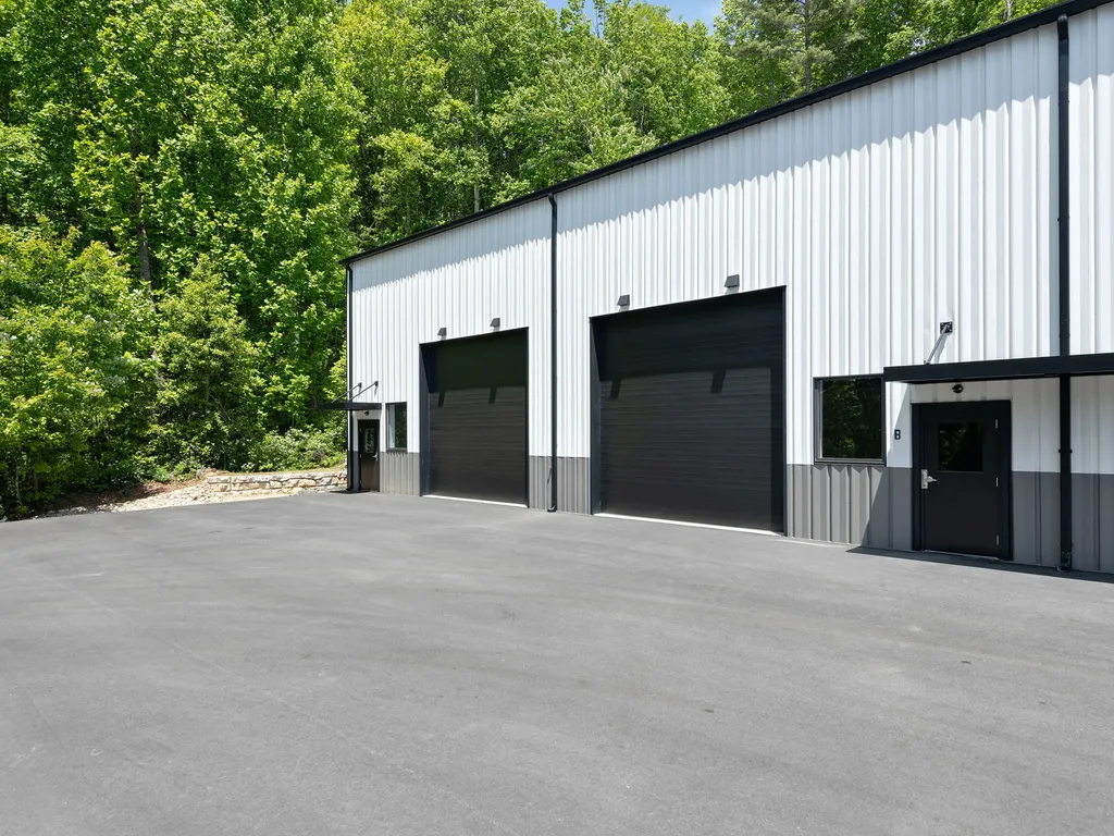 130 Speed Way Lake Toxaway NC 28747