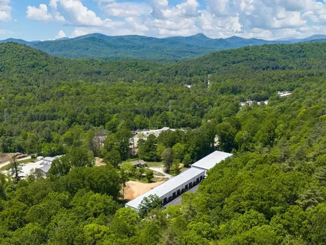 130 Speed Way Lake Toxaway NC 28747