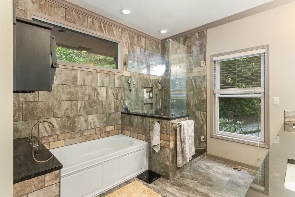 378 Hurrah Ridge Scaly Mountain NC 28775