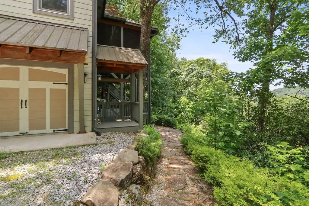 378 Hurrah Ridge Scaly Mountain NC 28775