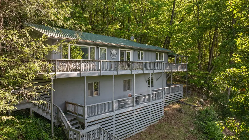233 Strawberry Hill Road Cullowhee NC 28723