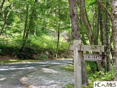 14 Via Del Lago Cullowhee NC 28723