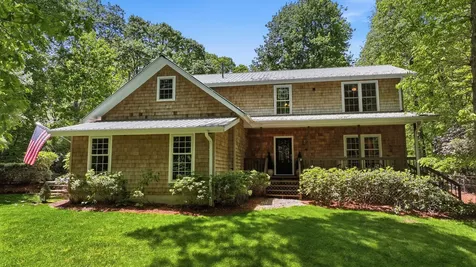 8 Three R Lane Highlands NC 28741