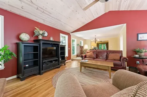 8 Three R Lane Highlands NC 28741