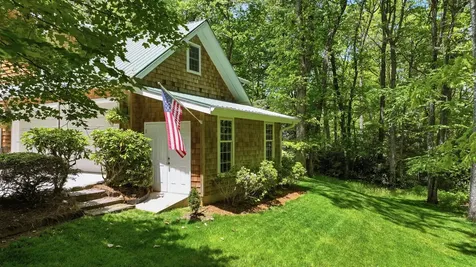8 Three R Lane Highlands NC 28741