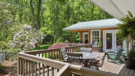 8 Three R Lane Highlands NC 28741