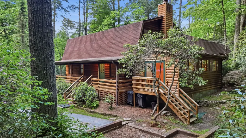 1217 Cullasaja Drive Highlands NC 28741