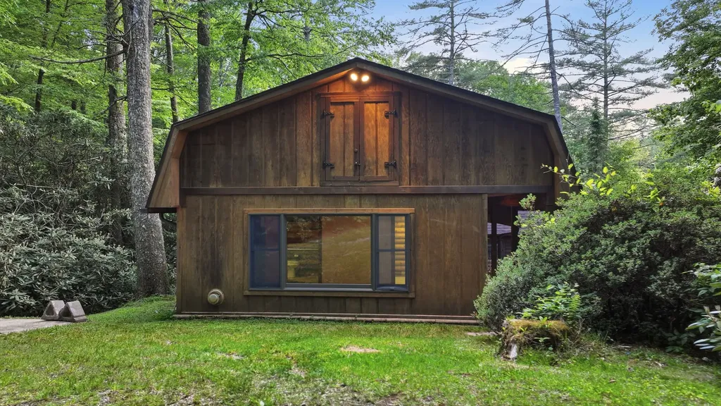 1217 Cullasaja Drive Highlands NC 28741