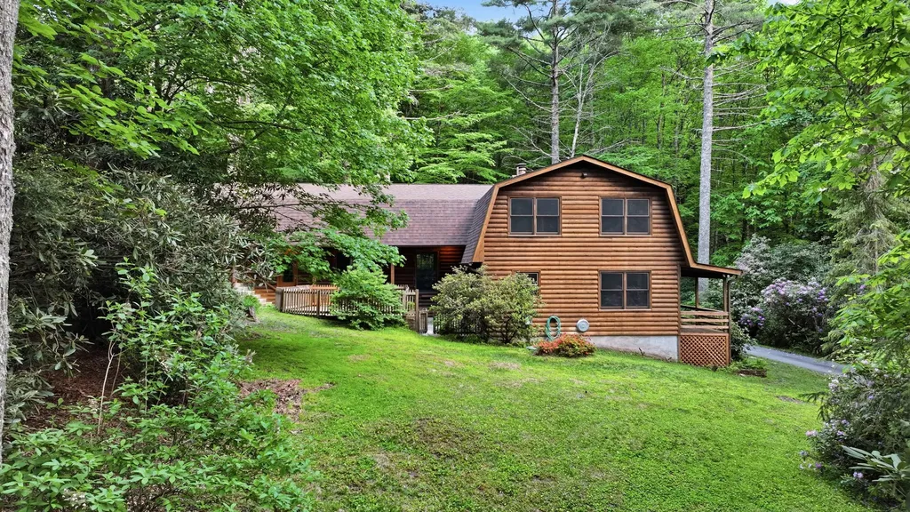 1217 Cullasaja Drive Highlands NC 28741