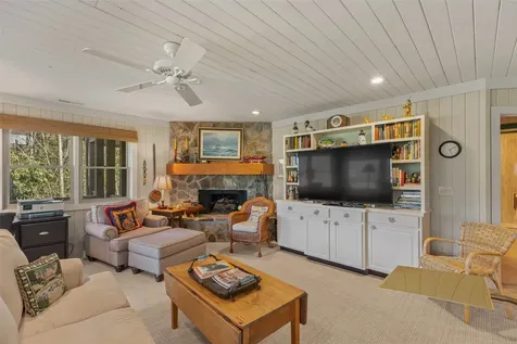 70 Lake Villas Way Highlands NC 28741
