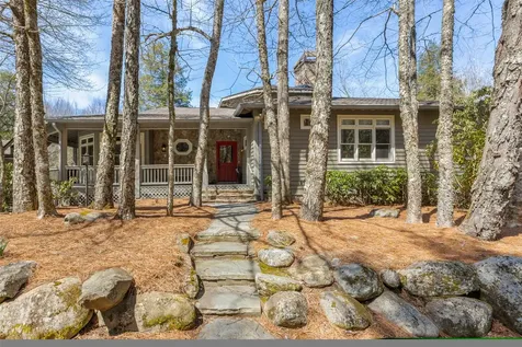 70 Lake Villas Way Highlands NC 28741