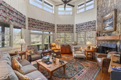 70 Lake Villas Way Highlands NC 28741