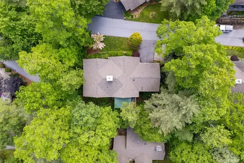 11 Woodlily Way Highlands NC 28741