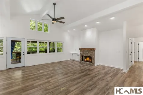 11 Woodlily Way Highlands NC 28741
