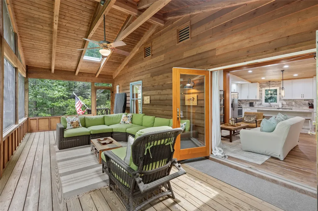 2092 West Christy Trail Sapphire NC 28774