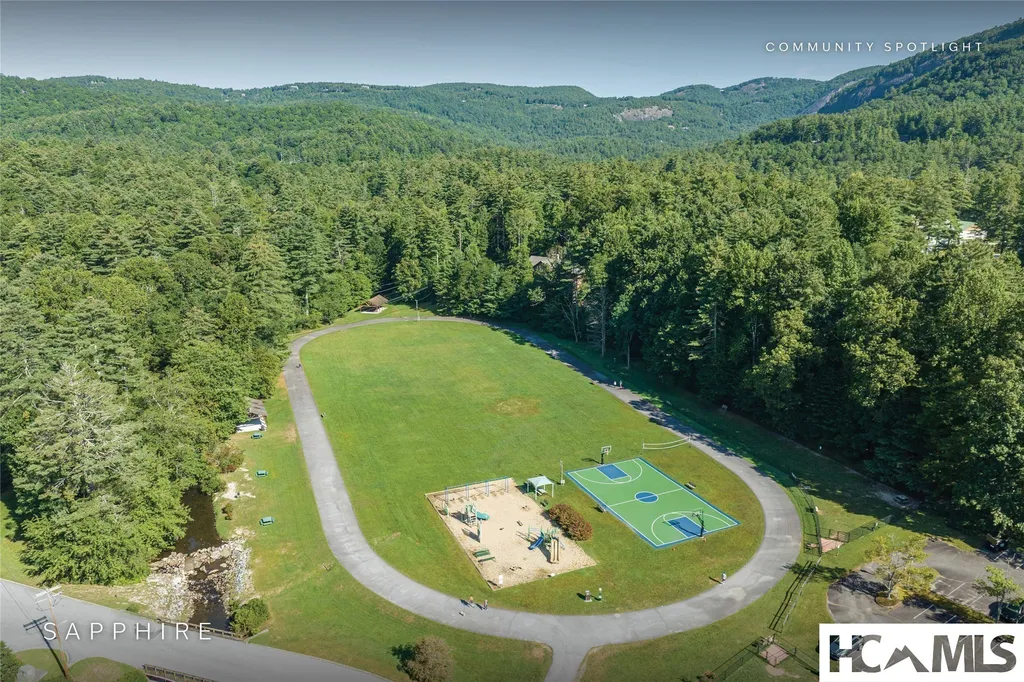 2092 West Christy Trail Sapphire NC 28774