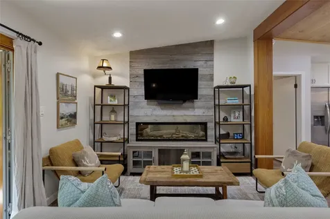 2092 West Christy Trail Sapphire NC 28774