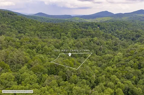 2092 West Christy Trail Sapphire NC 28774