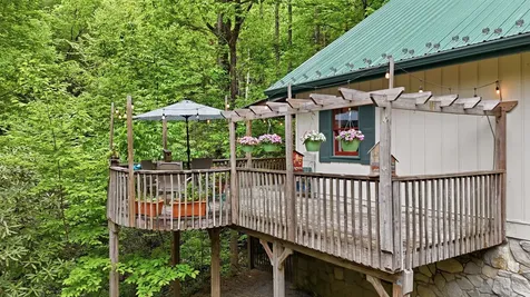 371 Sassafras Gap Road Highlands NC 28741
