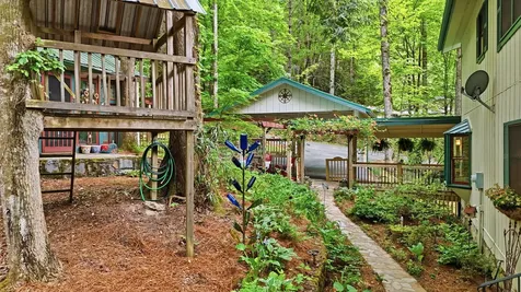371 Sassafras Gap Road Highlands NC 28741