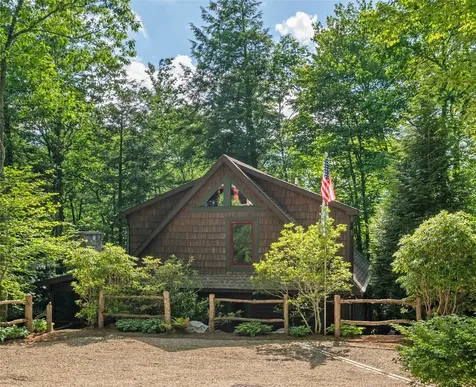 34 W Forest Way Highlands NC 28741