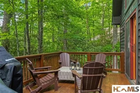 34 Forest Way Highlands NC 28741