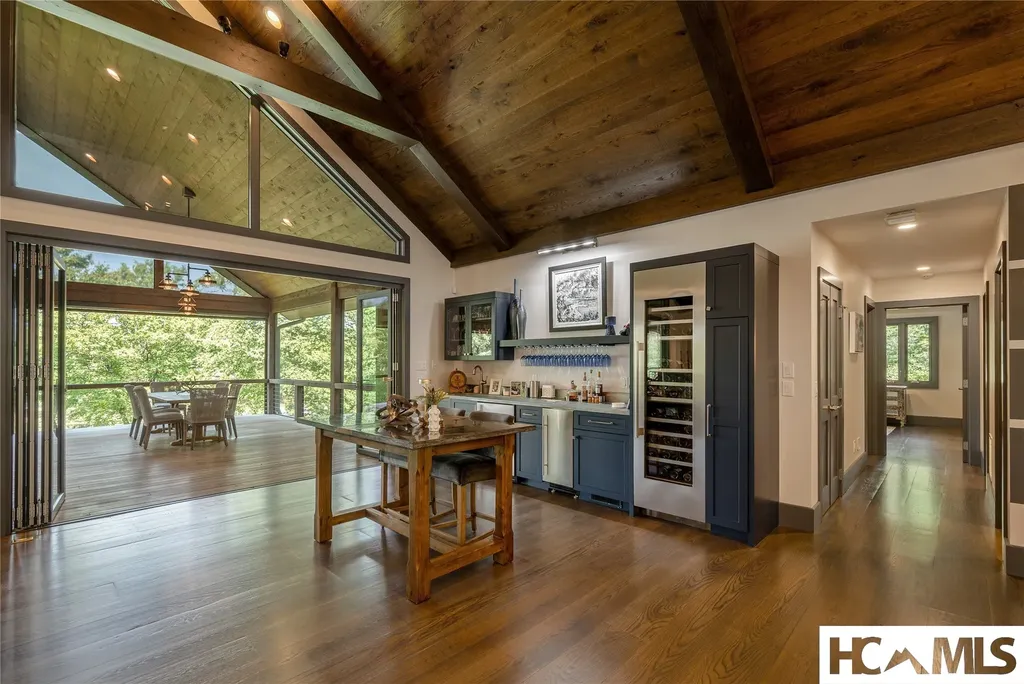 110 Spruce Lane Highlands NC 28741