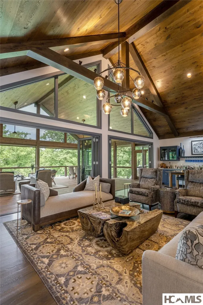 110 Spruce Lane Highlands NC 28741
