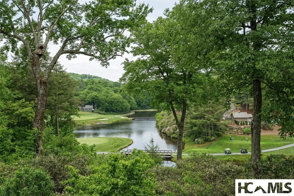 110 Spruce Lane Highlands NC 28741
