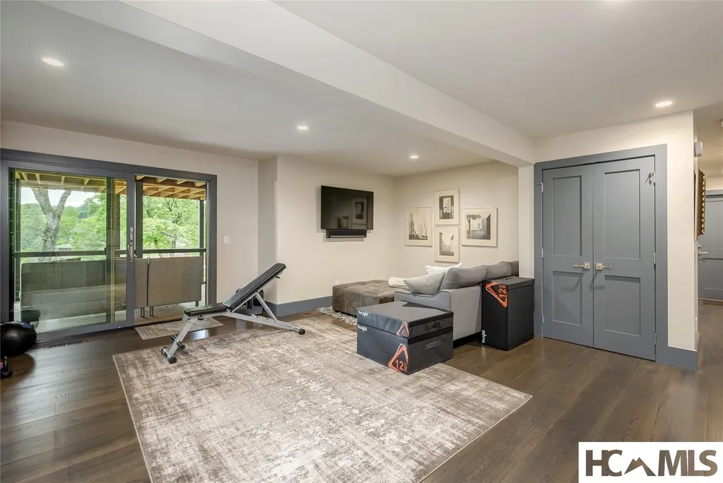 110 Spruce Lane Highlands NC 28741