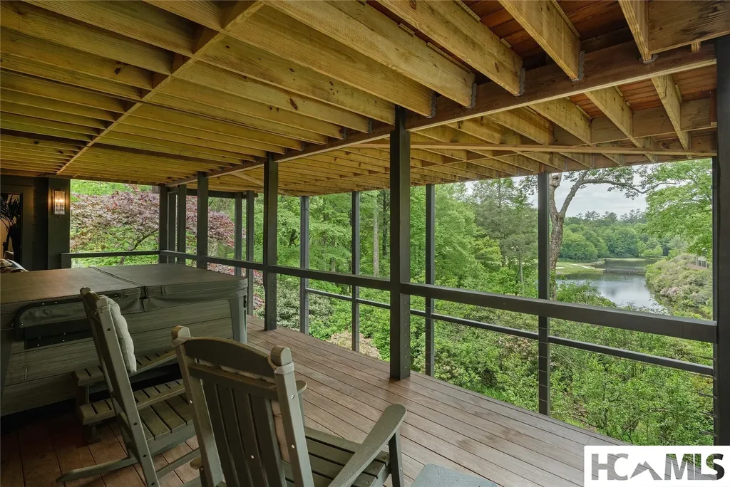 110 Spruce Lane Highlands NC 28741