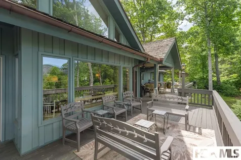 645 Heaton Forest Cashiers NC 28717