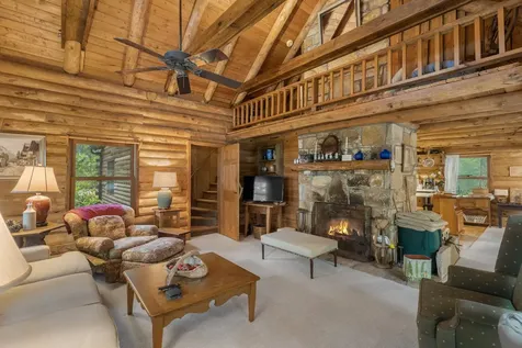 645 Heaton Forest Cashiers NC 28717