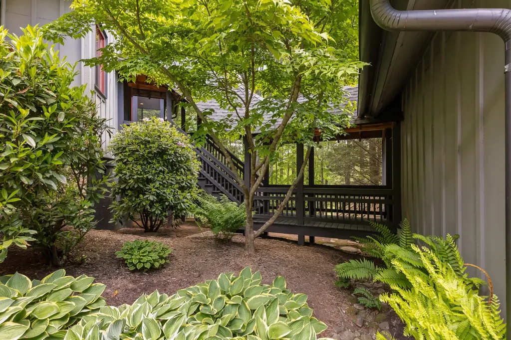 1109 Links Drive Cashiers NC 28717