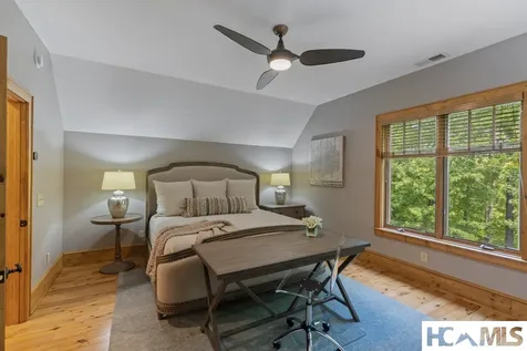1109 Links Drive Cashiers NC 28717