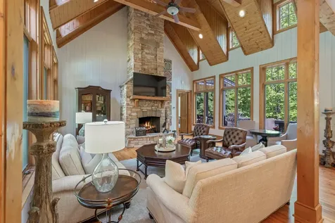 1109 Links Drive Cashiers NC 28717