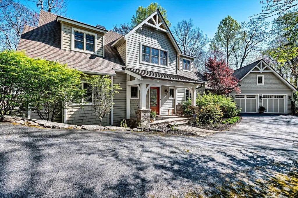 35 Creekwood Court Highlands NC 28741