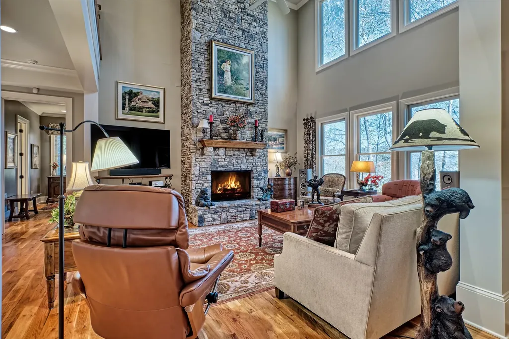 35 Creekwood Court Highlands NC 28741