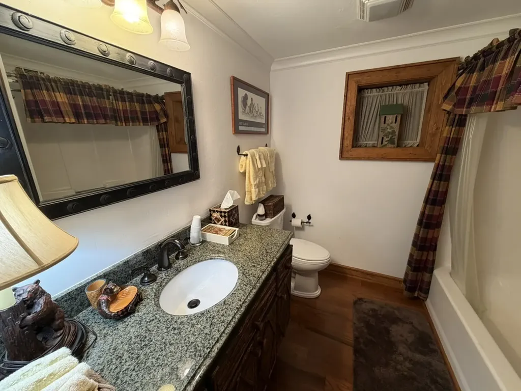 72 Moonlight Lane Highlands NC 28741